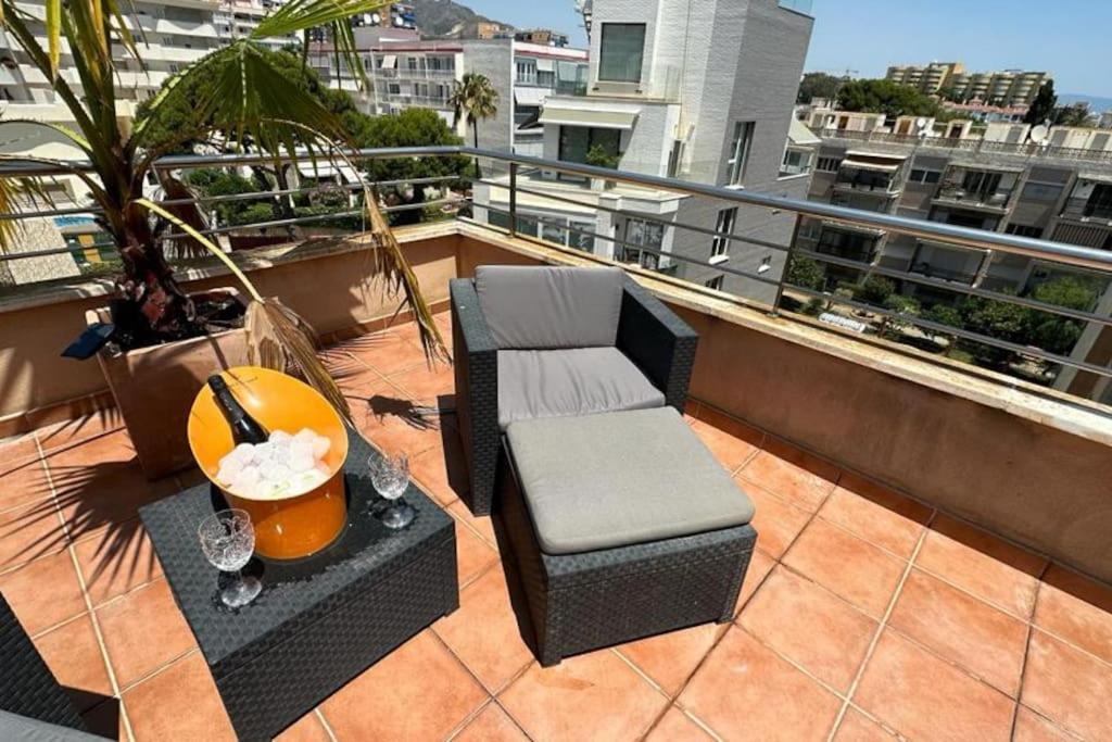 Apartament Atico Puerto Marina 2 Hab Con Piscina, 500M De La Plata Torremolinos Zewnętrze zdjęcie