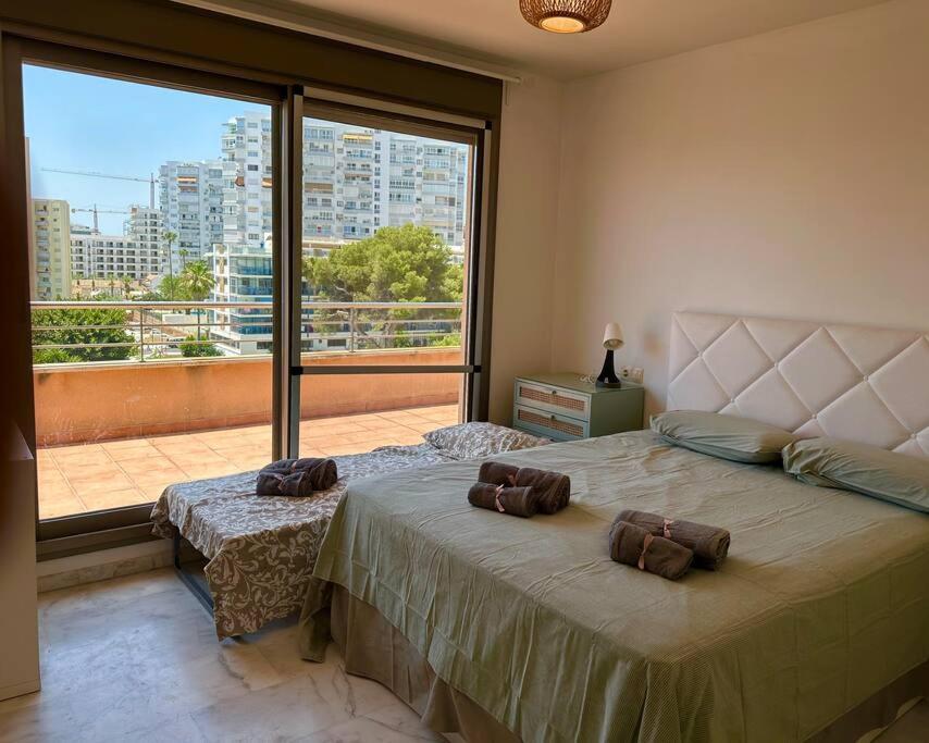 Apartament Atico Puerto Marina 2 Hab Con Piscina, 500M De La Plata Torremolinos Zewnętrze zdjęcie