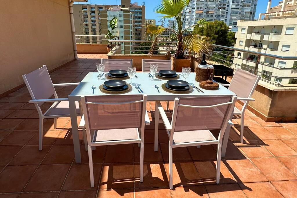 Apartament Atico Puerto Marina 2 Hab Con Piscina, 500M De La Plata Torremolinos Zewnętrze zdjęcie