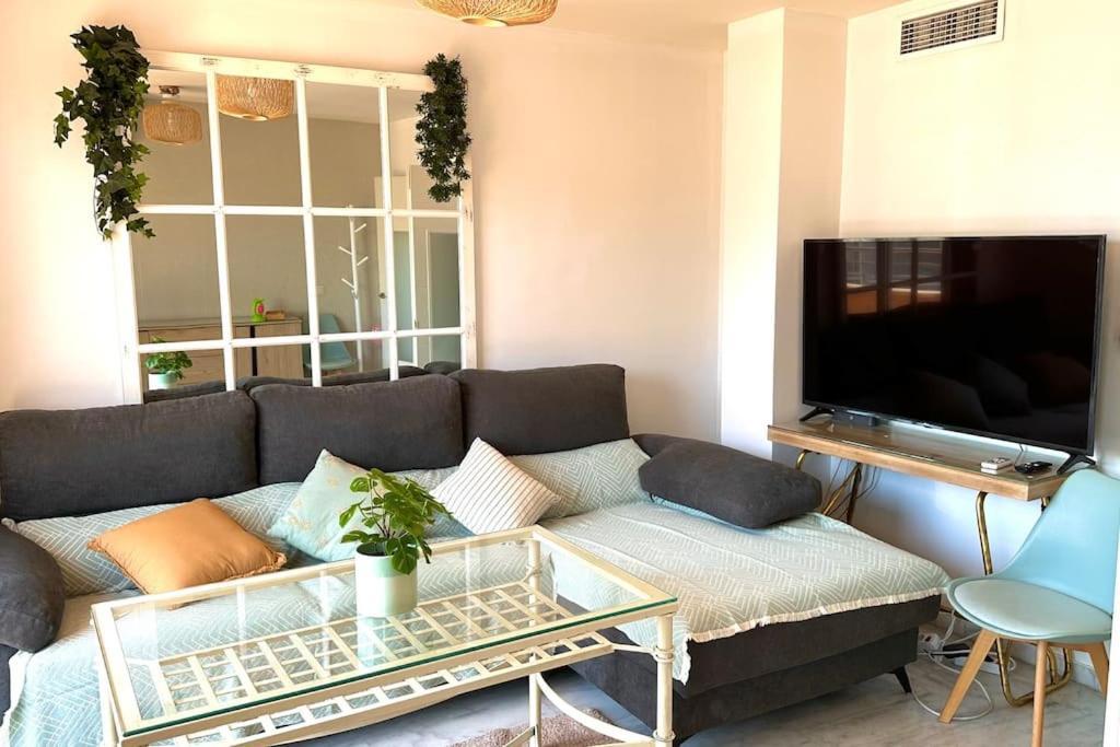 Apartament Atico Puerto Marina 2 Hab Con Piscina, 500M De La Plata Torremolinos Zewnętrze zdjęcie
